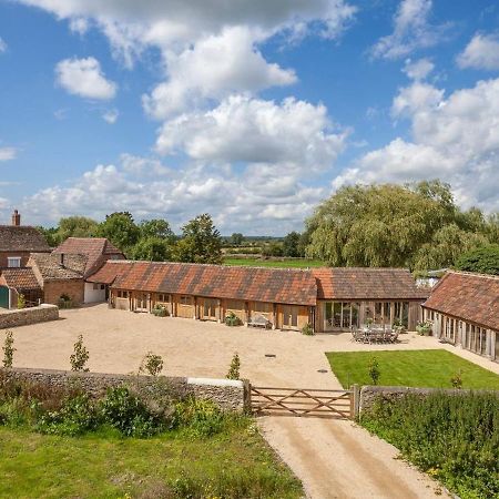 Villa The Cowsheds Brinkworth Esterno foto