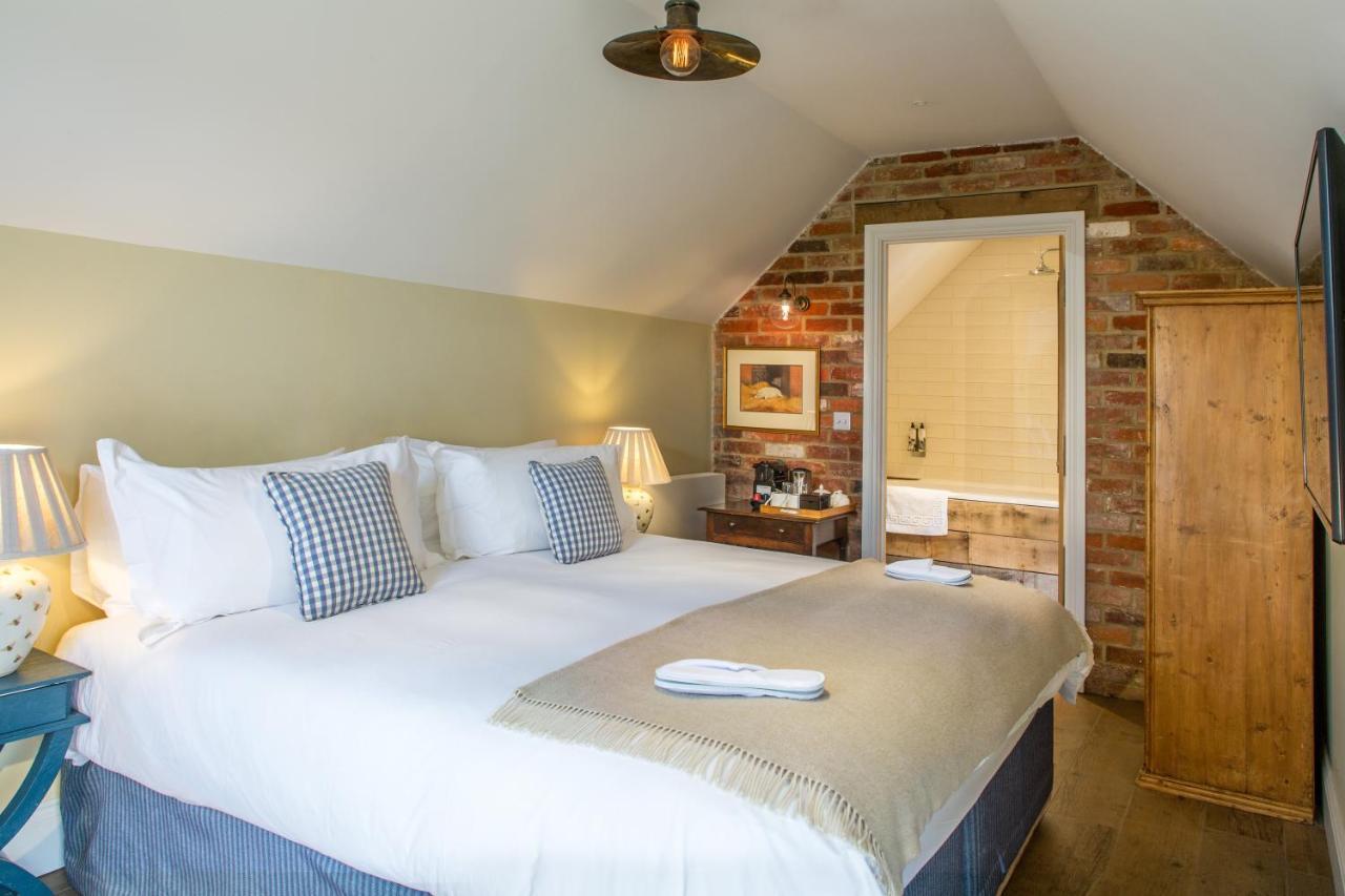Villa The Cowsheds Brinkworth Esterno foto
