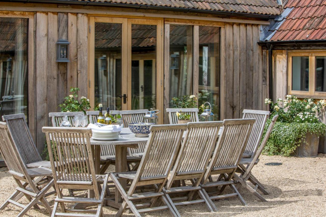 Villa The Cowsheds Brinkworth Esterno foto